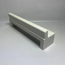 将图片加载到图库查看器，Fingerboard Marble Bench
