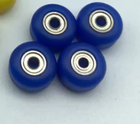 将图片加载到图库查看器，POM Fingerboard Wheels
