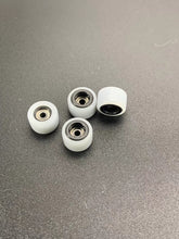 将图片加载到图库查看器，Dual Durometer Fingerboard Wheels
